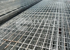 Kegunaan Steel Grating Dalam Industri Modern
